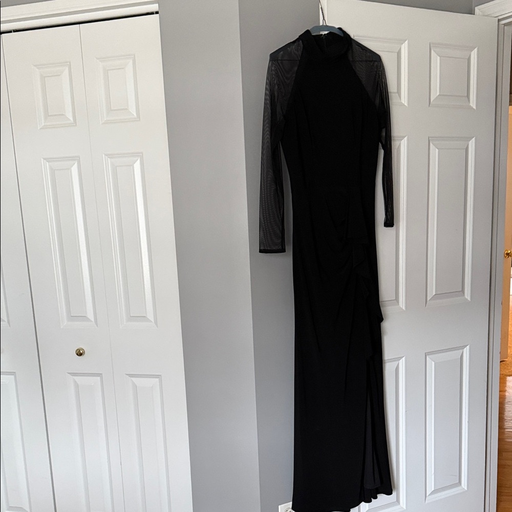 Elegant Black Long Sleeve Dress